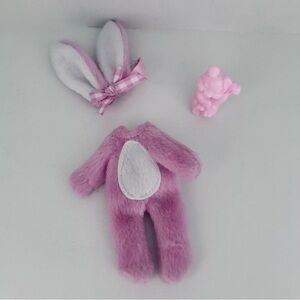 Barbie  Vintage 1996 Barbie’s Baby Sister Kelly / Melody Bunny Costume.